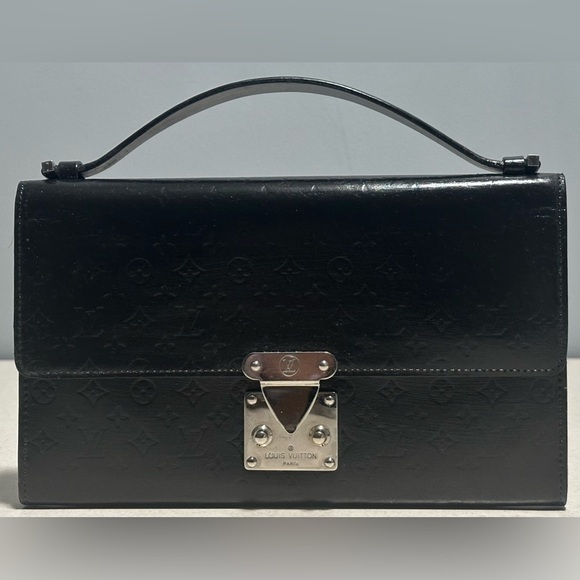 Louis Vuitton Monogram Anouchka Pochette - Picture 1 of 16